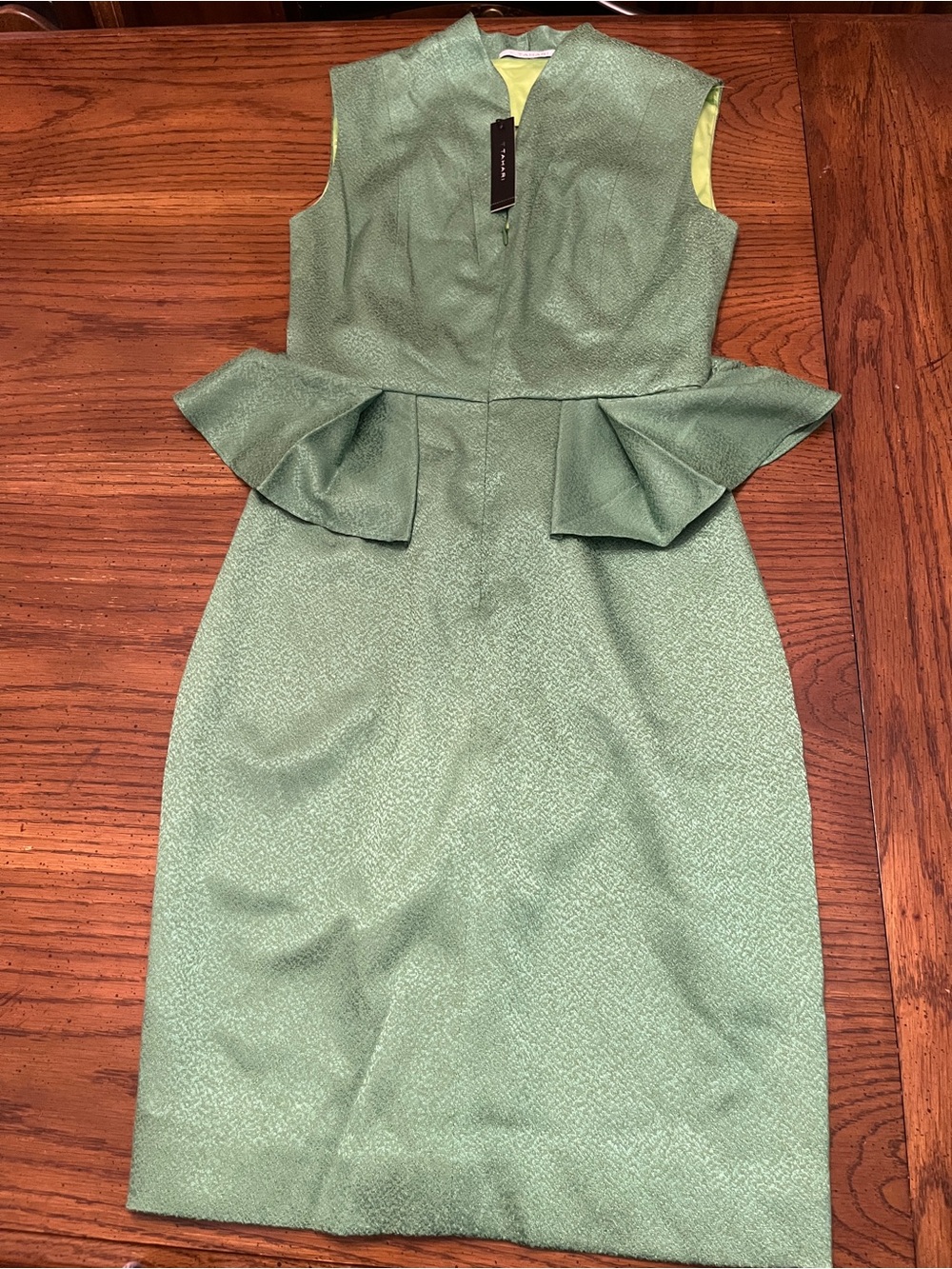 T Tahari Green Peplum Chelle Dress, size 2, new with tags